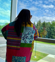 Chaos in the Rainbow Connection